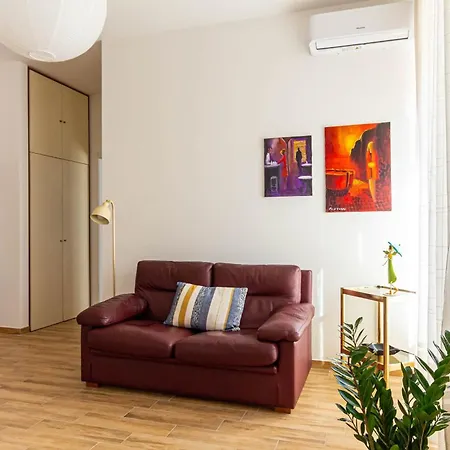 Bluhouse Apartment