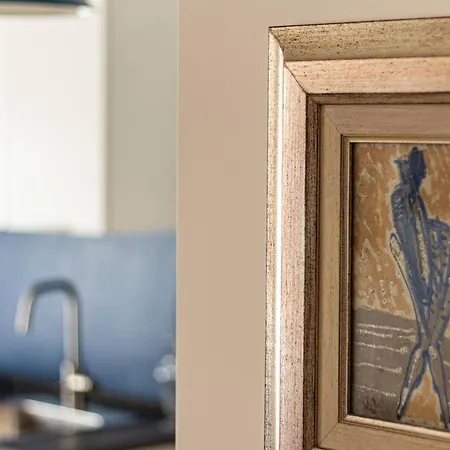Bluhouse Apartment *