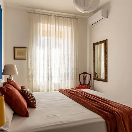 Bluhouse Apartment *